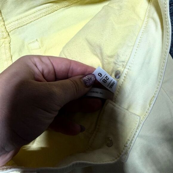 LOFT Women's Yellow Cropped Skinny Jeans Size 6 Raw Hem Stretch - Picture 6 of 10